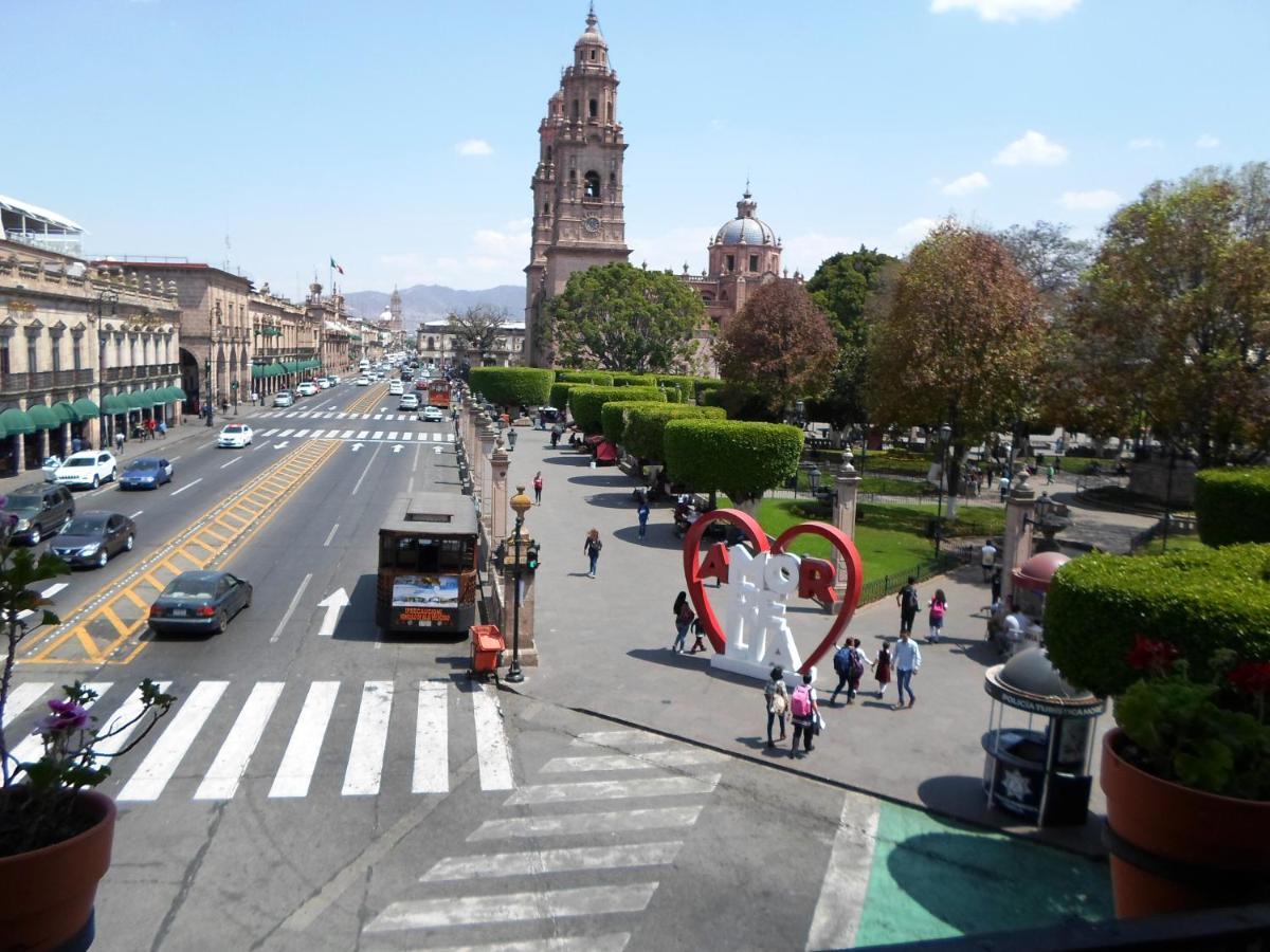 Virrey De Mendoza Hotel Morelia Exterior photo